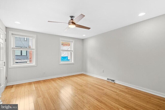 Building Photo - 1314 E Berks St