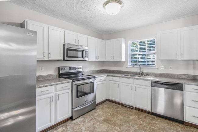 Building Photo - 103 Bridgedale Ct