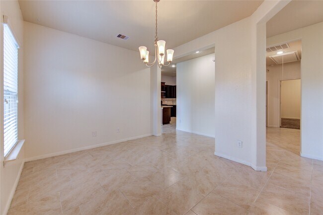 Building Photo - 734 Mill Spring Ct