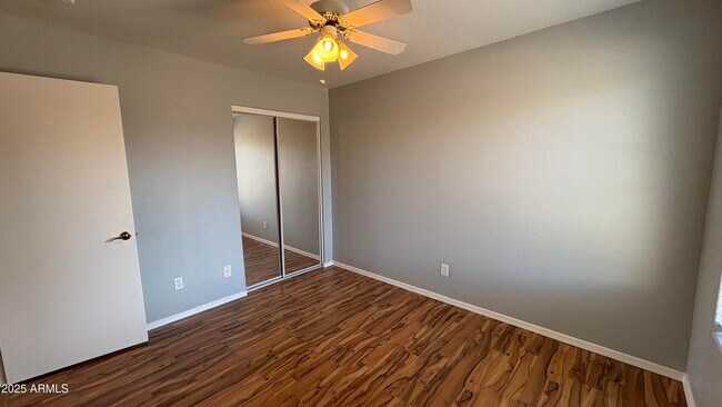 Building Photo - 9214 W Ross Ave