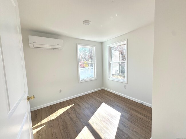 Building Photo - 32 Quarry St