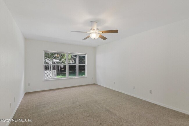 Building Photo - 350 Turtle Dove Dr