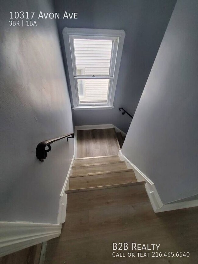 Building Photo - 10317 Avon Ave