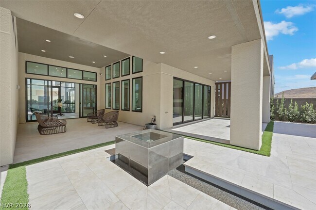 Building Photo - 4803 Verde Bloom St