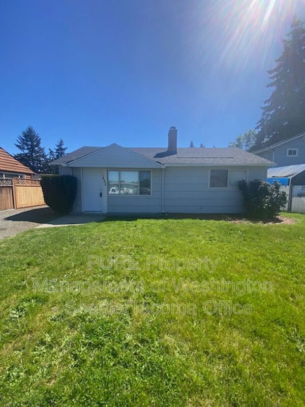 Building Photo - 1422 116th St S