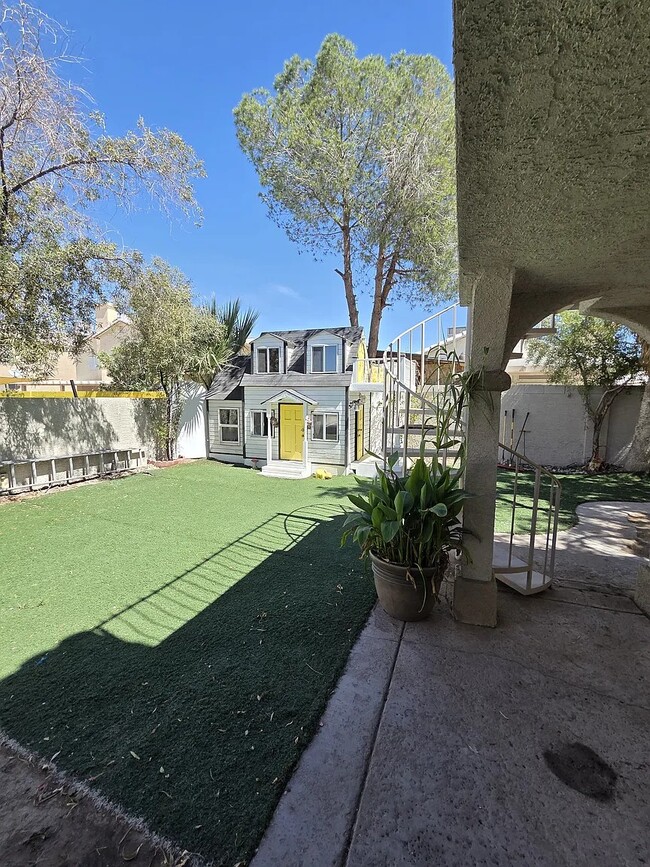 Building Photo - 5650 Ruby Creek Dr