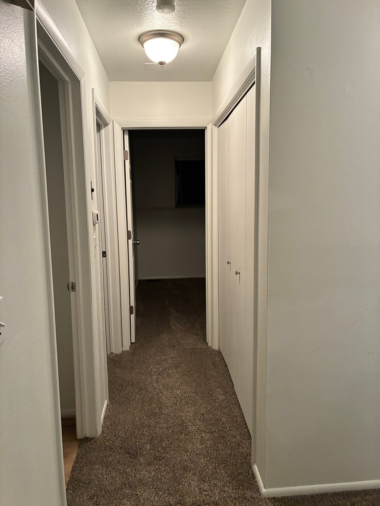 Building Photo - 1321 E 4200 S
