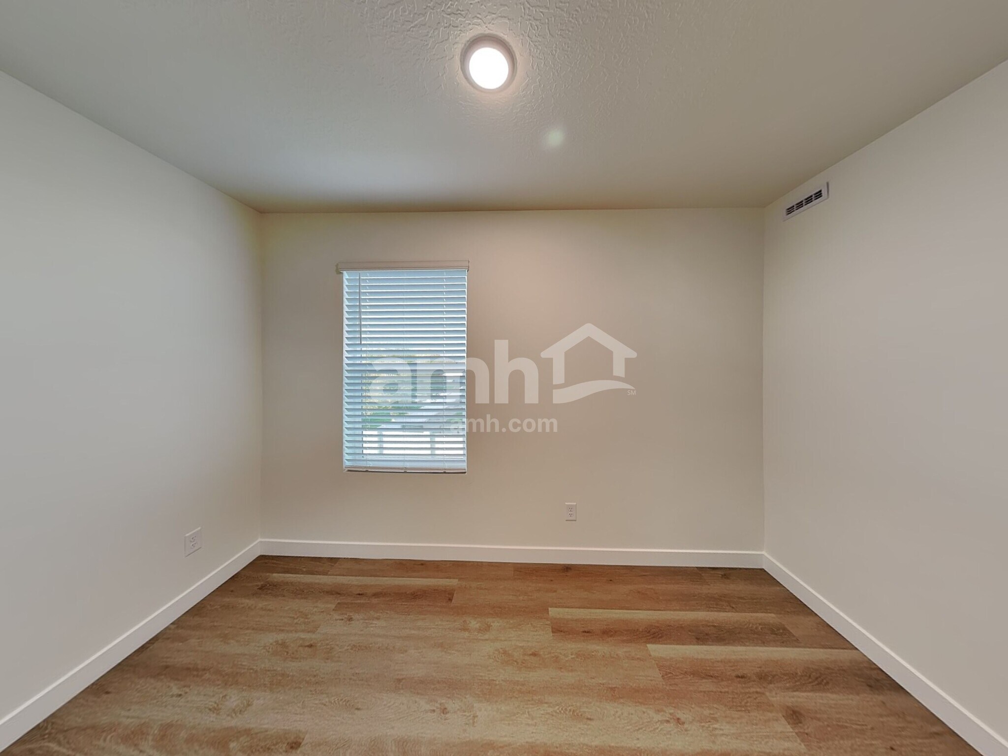 Building Photo - 4692 W Ore Strm Rd