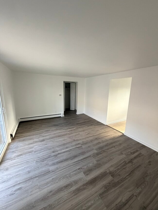 Building Photo - 5139 W 79th St