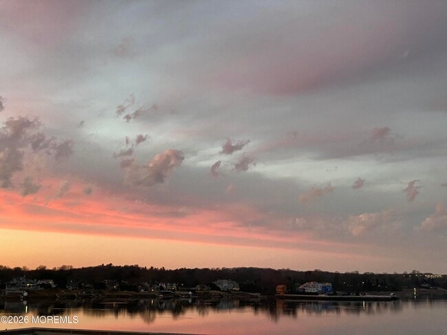 Building Photo - 28 Riverside Ave