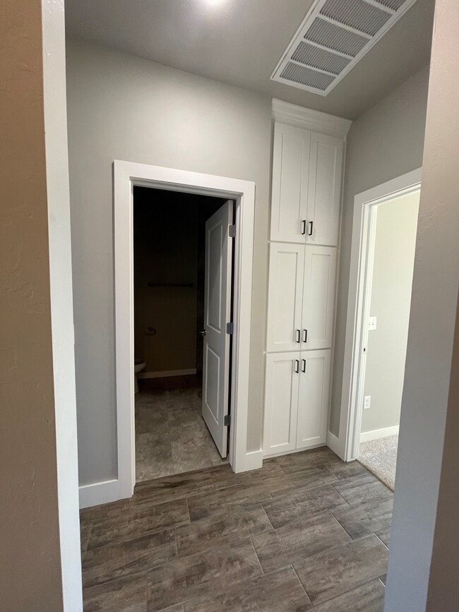 Building Photo - 11237 SW 30th St