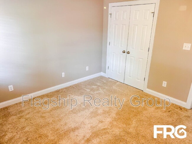 Building Photo - 2608 Chardon Ct