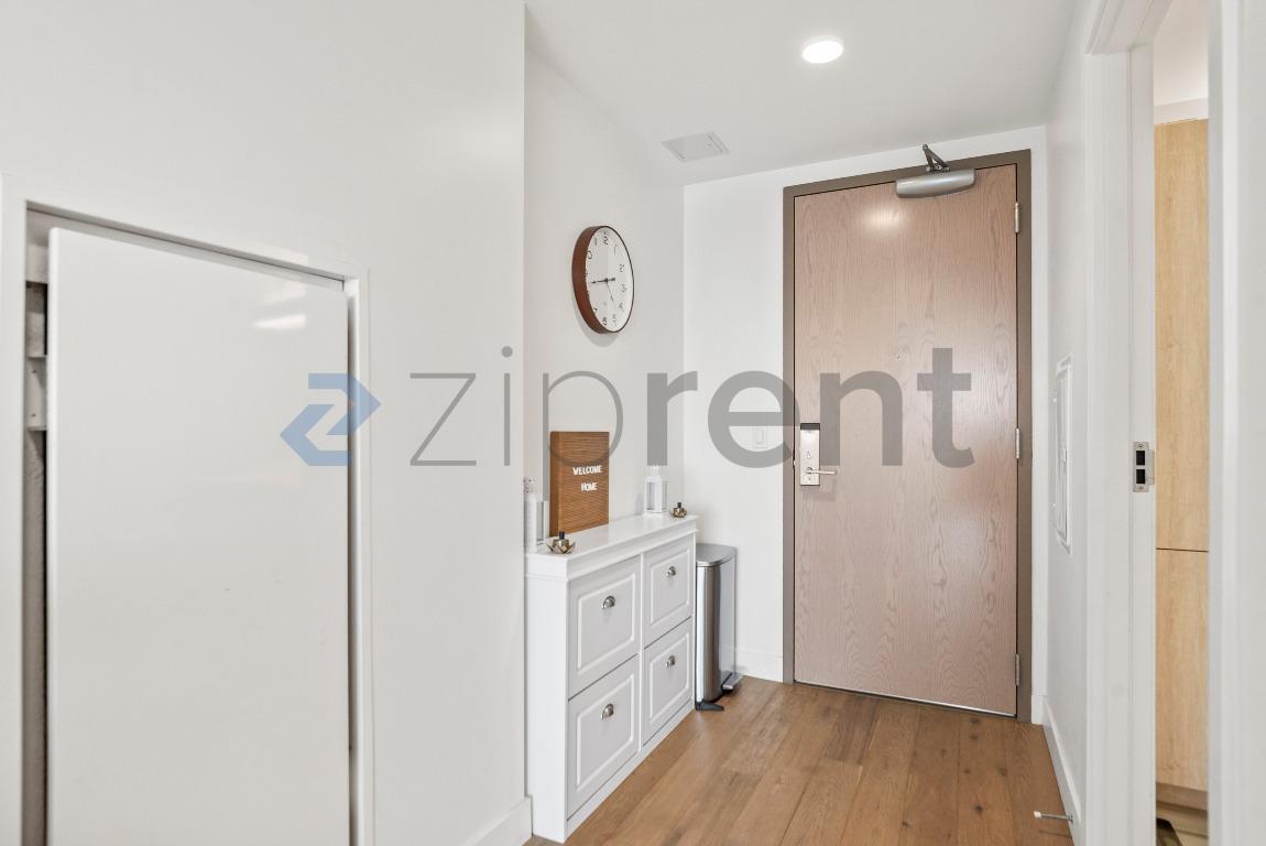 Building Photo - Unit 10710