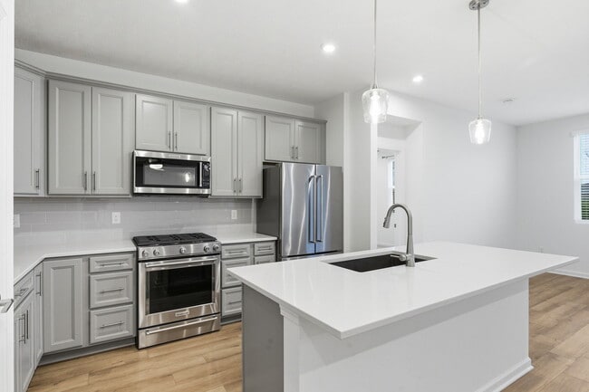 Building Photo - 538 Penwell Dr