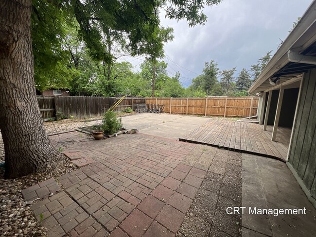 Building Photo - Charming 4-Bedroom Brick Ranch with Spacio...