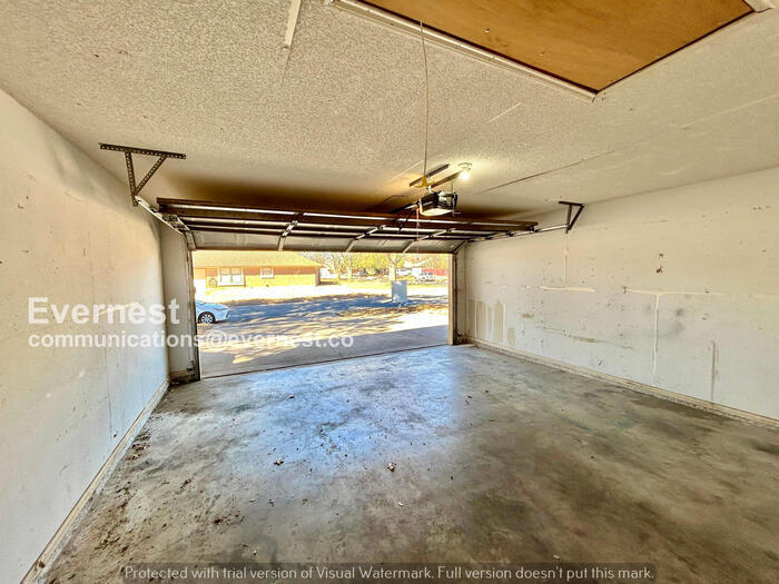 Building Photo - 1029 Matthew St