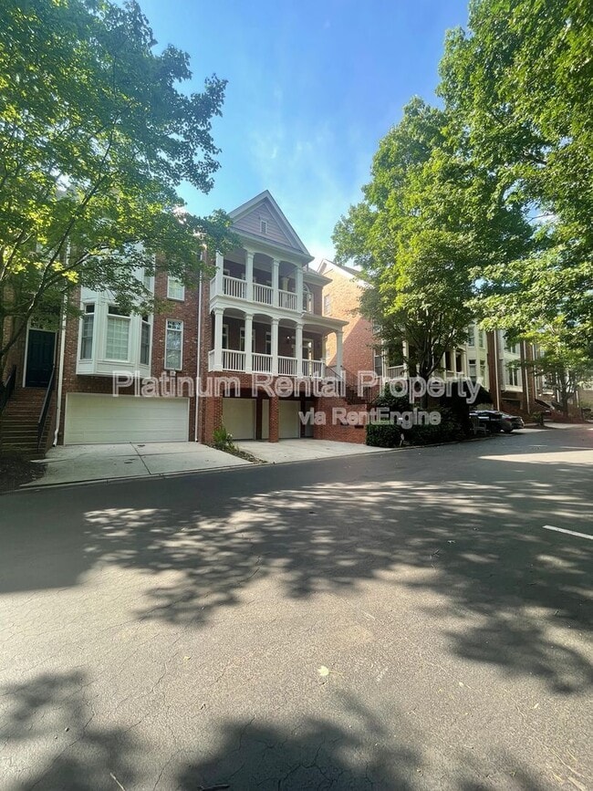 Building Photo - 1460 Wembley Ct NE