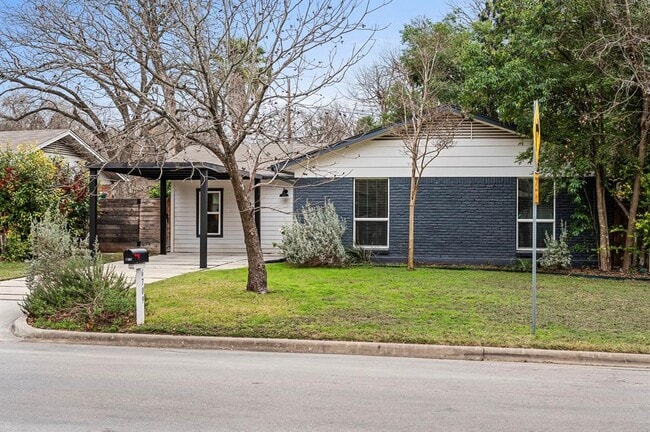 Building Photo - 6709 Dubuque Ln
