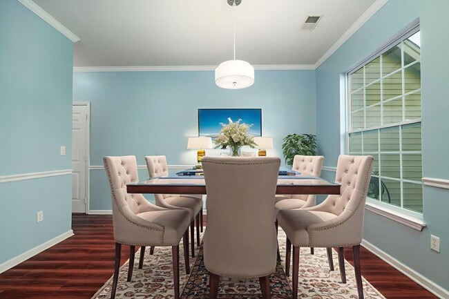 Building Photo - Your Modern West Ashley Retreat!