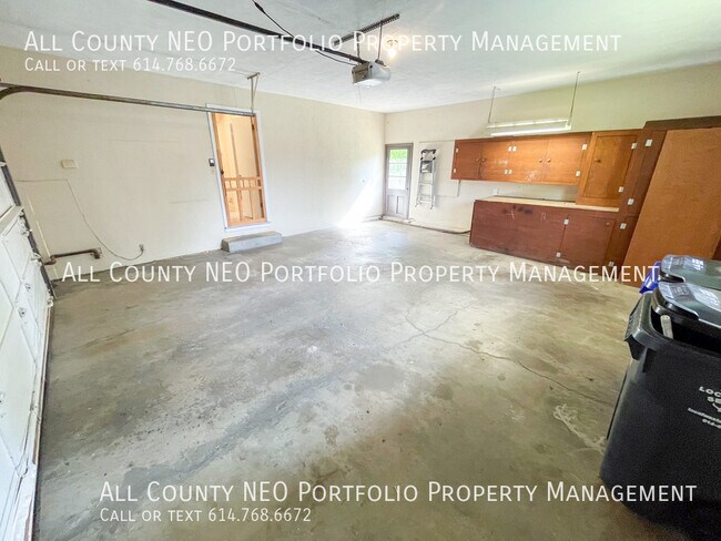 Building Photo - 3054 N Star Rd