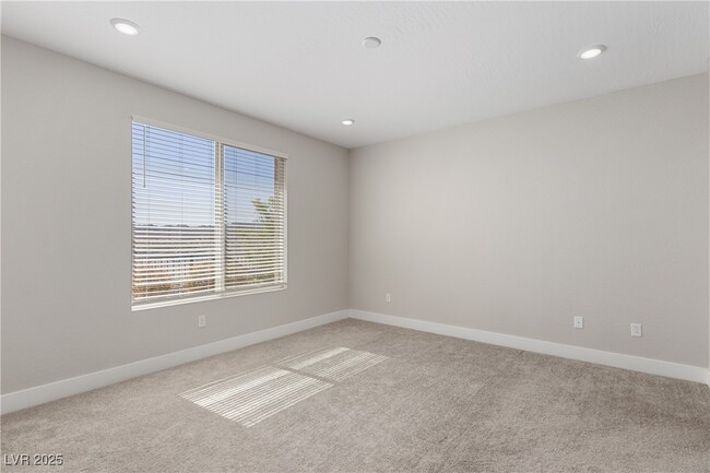 Building Photo - 52 Stone Blf Ln