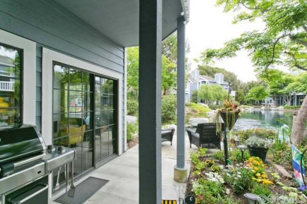 Building Photo - 20152 Bayfront Ln