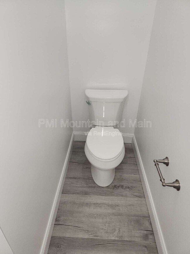 Building Photo - 177 Quinn Hill Ln