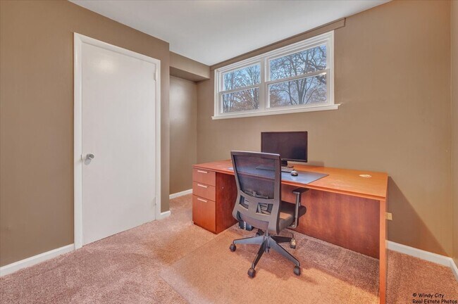 Building Photo - 3008 Blarney Stone Ln