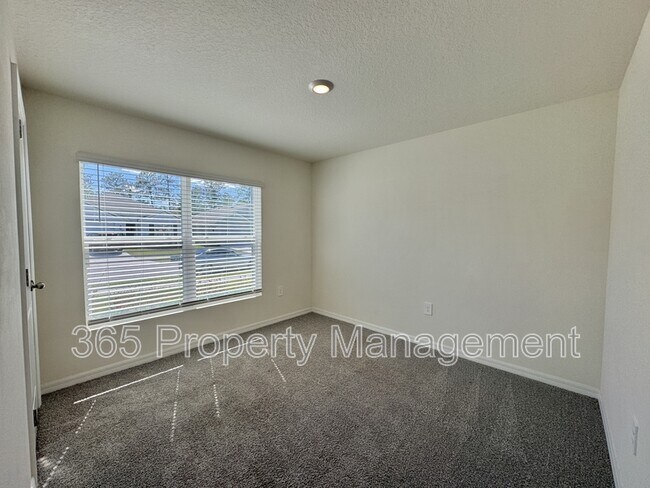 Building Photo - 11505 Timber Grv Ln