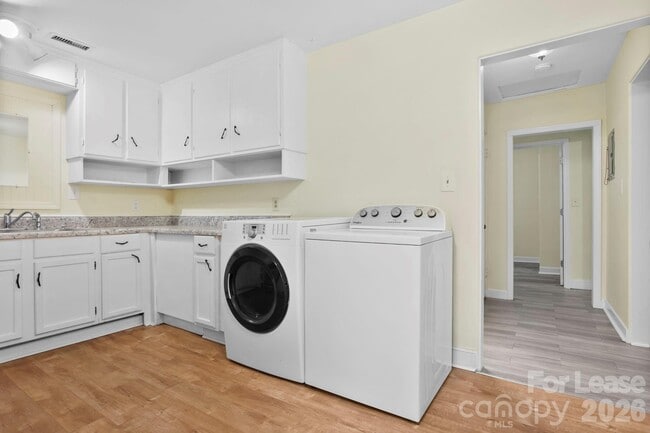 Building Photo - 535 Nicholson Creek Rd