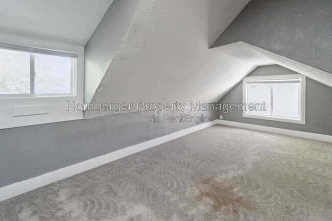 Building Photo - 2702 W Boone Ave