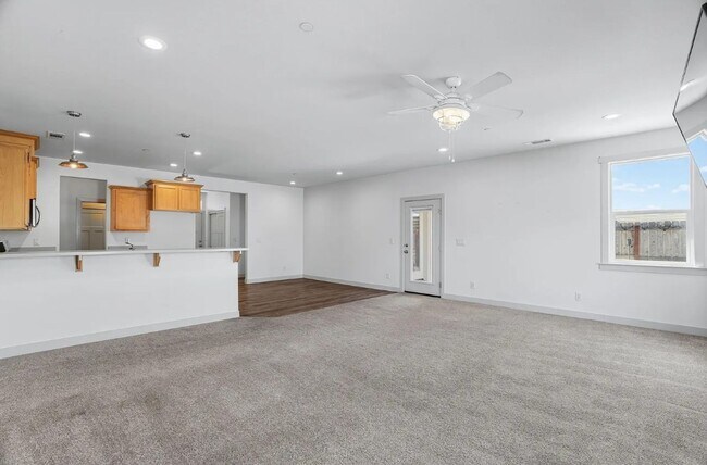 Building Photo - Lake California Home with 2 Car Garage and RV Parking- Available for Move In! $300 Move in Special!!