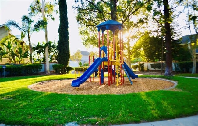 Building Photo - 2531 Moosedeer Dr