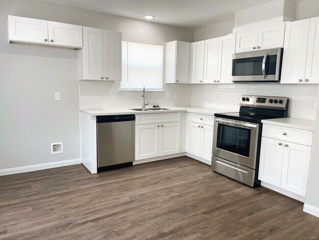 Building Photo - 350 Rd 5105