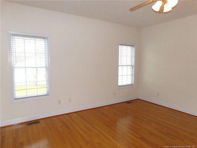 Building Photo - 290 Robeson St