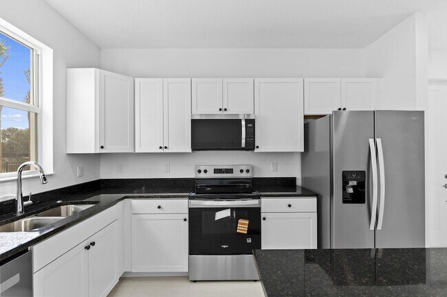 Building Photo - 4404 Longwood Lk Sq