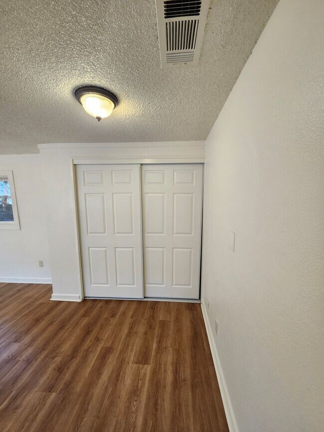 Building Photo - 1977 N F St