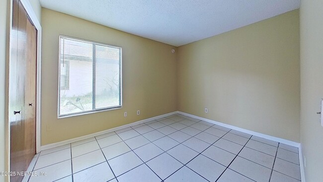 Building Photo - 11323 Sawmill Rd