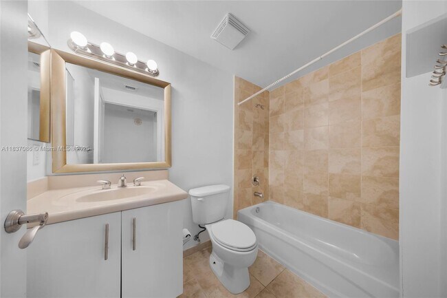 Building Photo - 7914 Harbor Island Dr