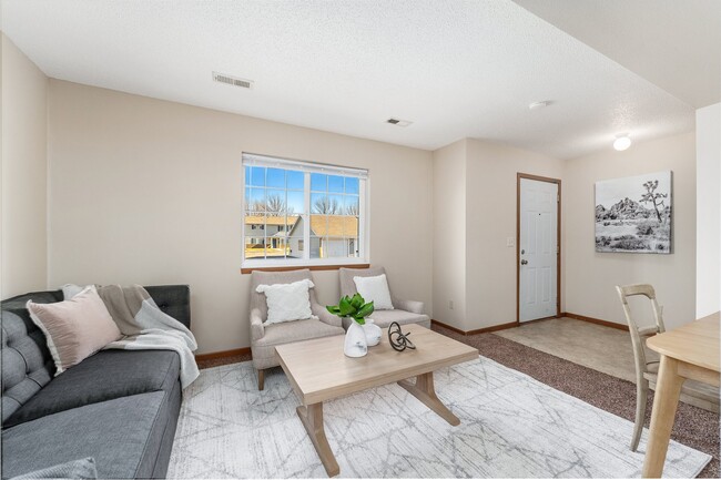 Building Photo - Eastpointe Townhomes