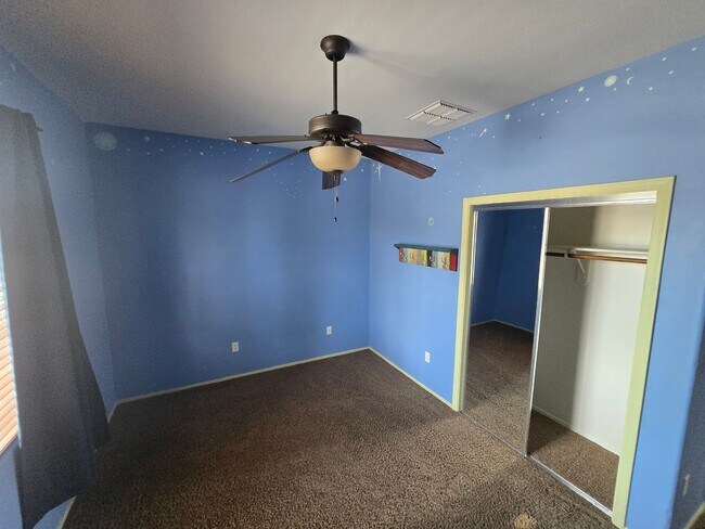 Building Photo - Must See 4 Bedroom Home in Sahuarita!  3 C...