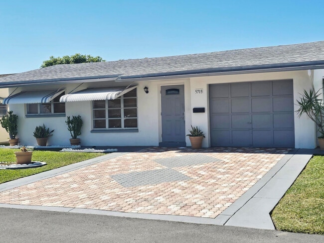 Building Photo - 5713 NW 65th Terrace