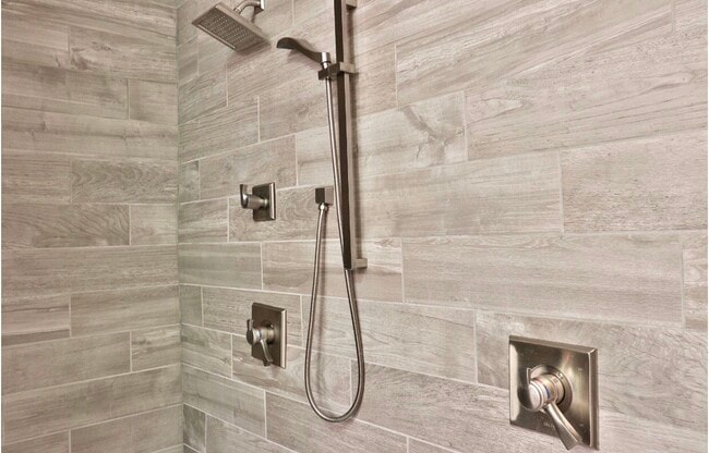 Building Photo - 4379 Strand Dr