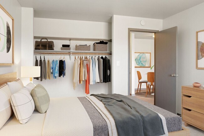 Building Photo - Ample Closet Space