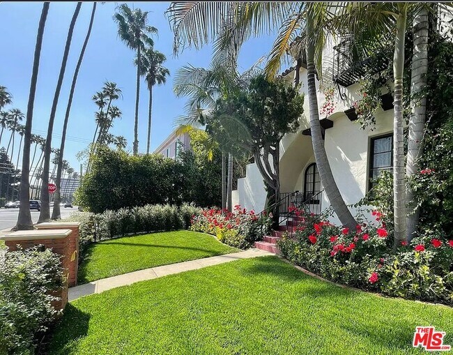 Building Photo - 854 4th St