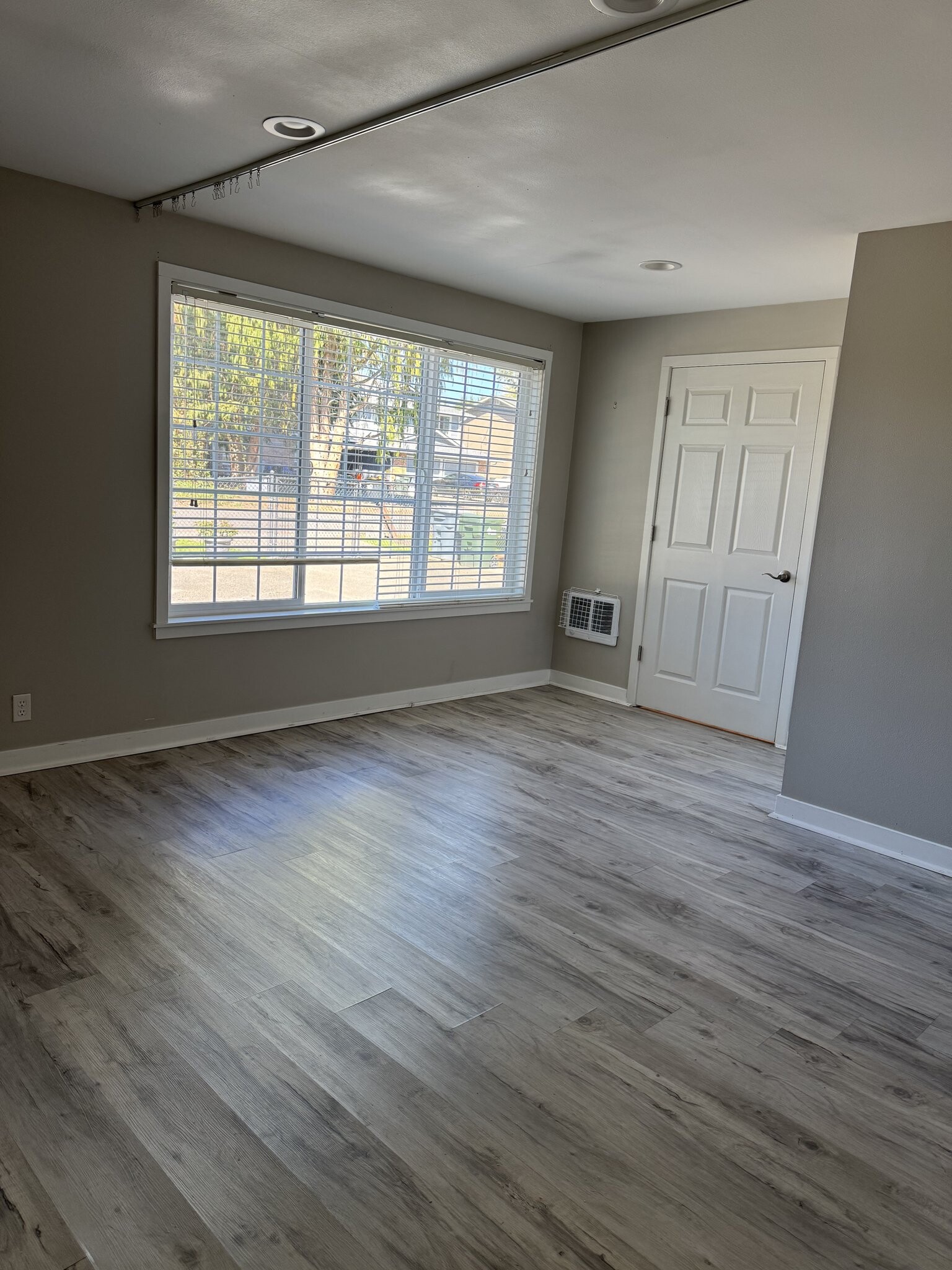 Building Photo - 10302 141st St Ct E