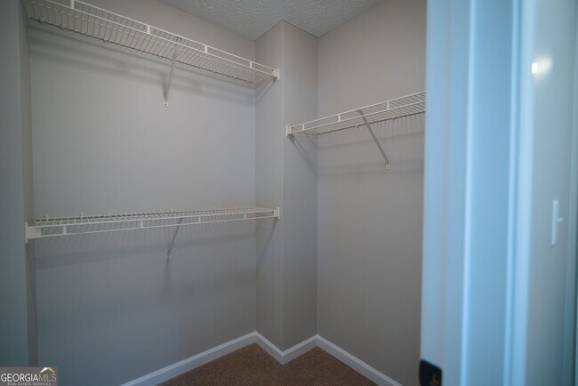 Building Photo - 2013 Ridgestone Landing SW