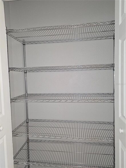 Building Photo - 915 Norman Dr