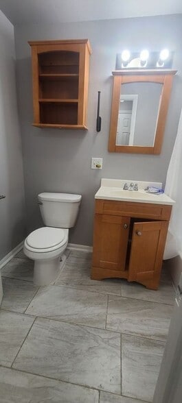 Building Photo - 6205 S Michigan Ave