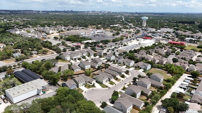 Building Photo - 11326 Babcock Bnd